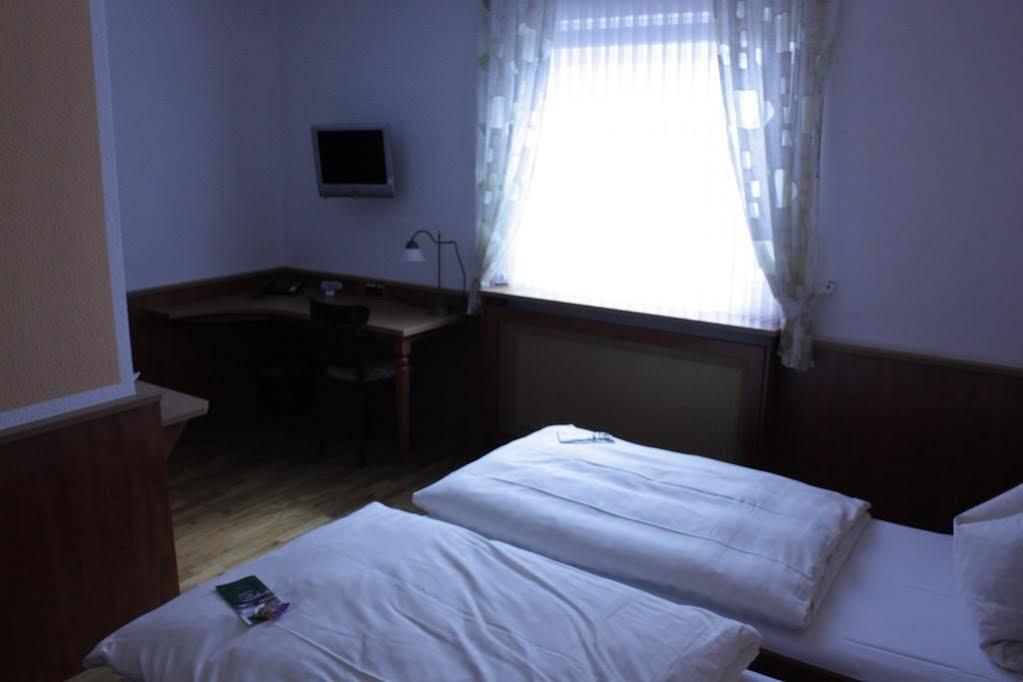 Klima Hotel Europarc แคร์เพิน ภายนอก รูปภาพ